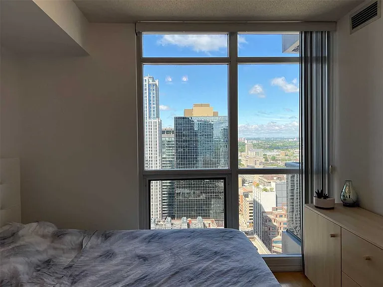 21 Carlton St #3601 — Photo 7
