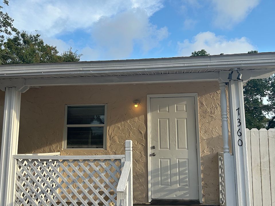 1st image of 7360 44th Ave N