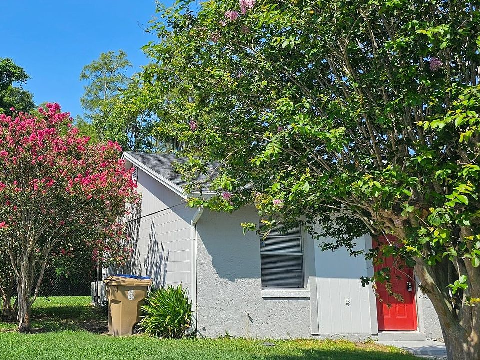 1st image of 119 Lake Villa Way