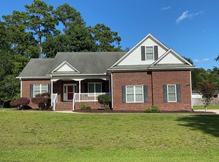 303 Phillips Dr, Arapahoe, NC 28510