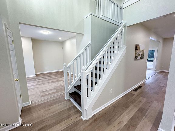 3rd image of 7659 Hickory Grove Rd