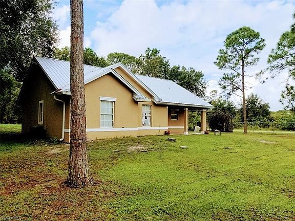 2nd image of 400 Appaloosa Ave