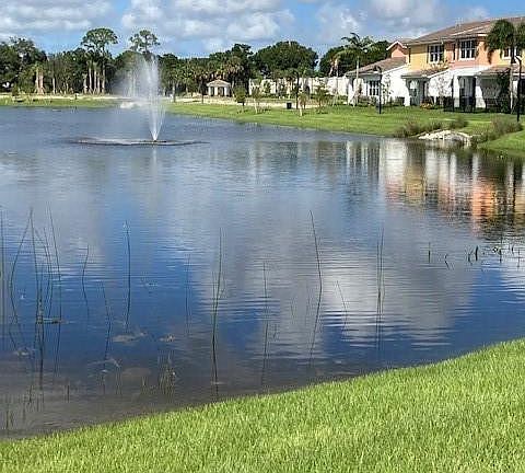 2nd image of 12861 Trevi Isle Drive #19