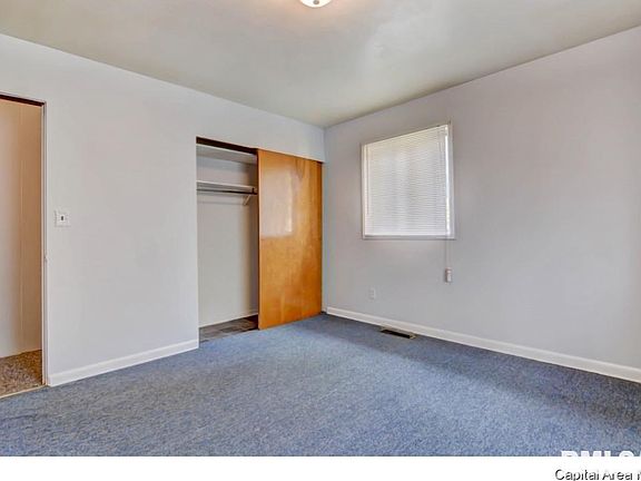 4th image of 1801 E Black Ave