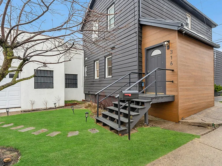 316 Palisade Ave #A — Photo 16