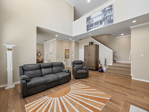 4th image of 6353 Southpoint Dr