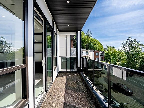 5th image of 2263 Monashee Ct