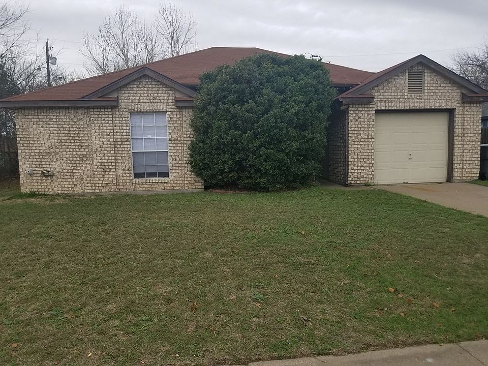 1st image of 2405 Kilgore Dr