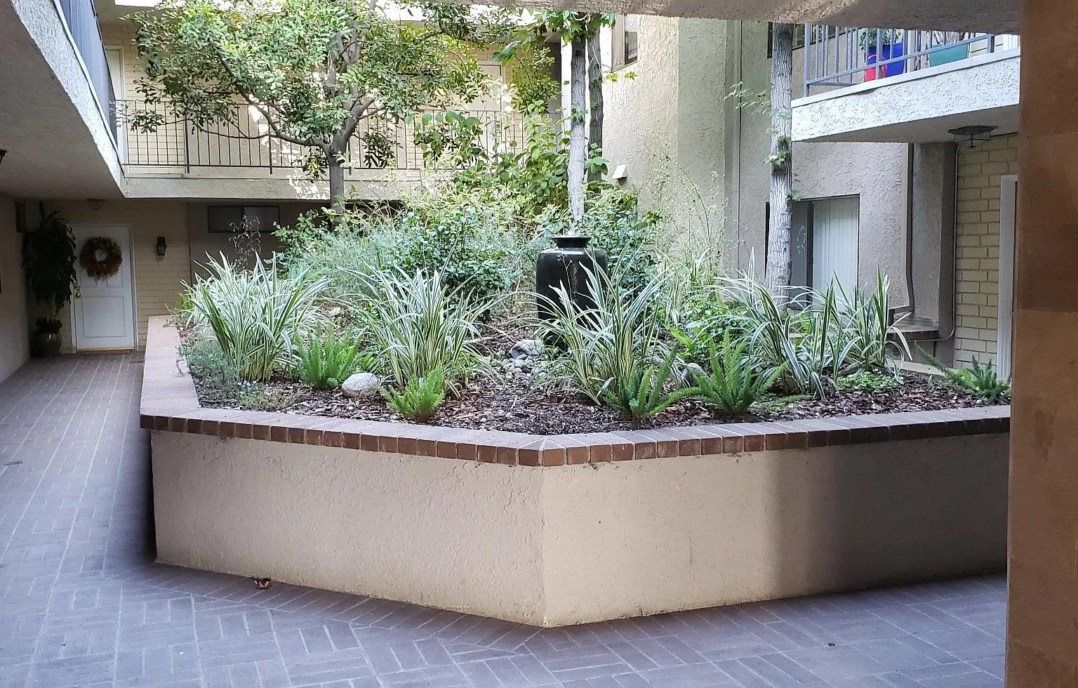 2 bed, 1116 sqft, $2,995 — Photo 3