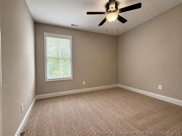 621 Blawell Cir — Photo 24