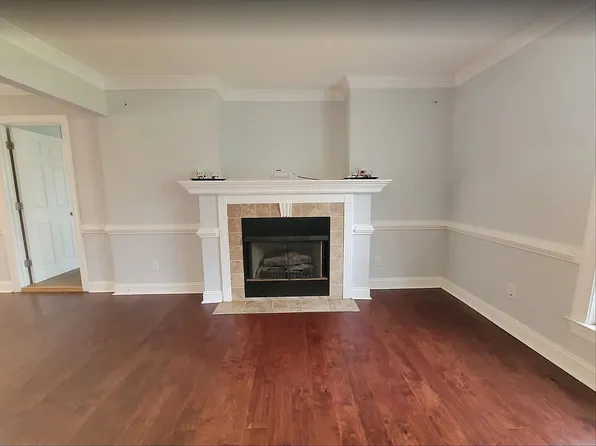 36 W Lamington Rd, Hampton, VA 23669