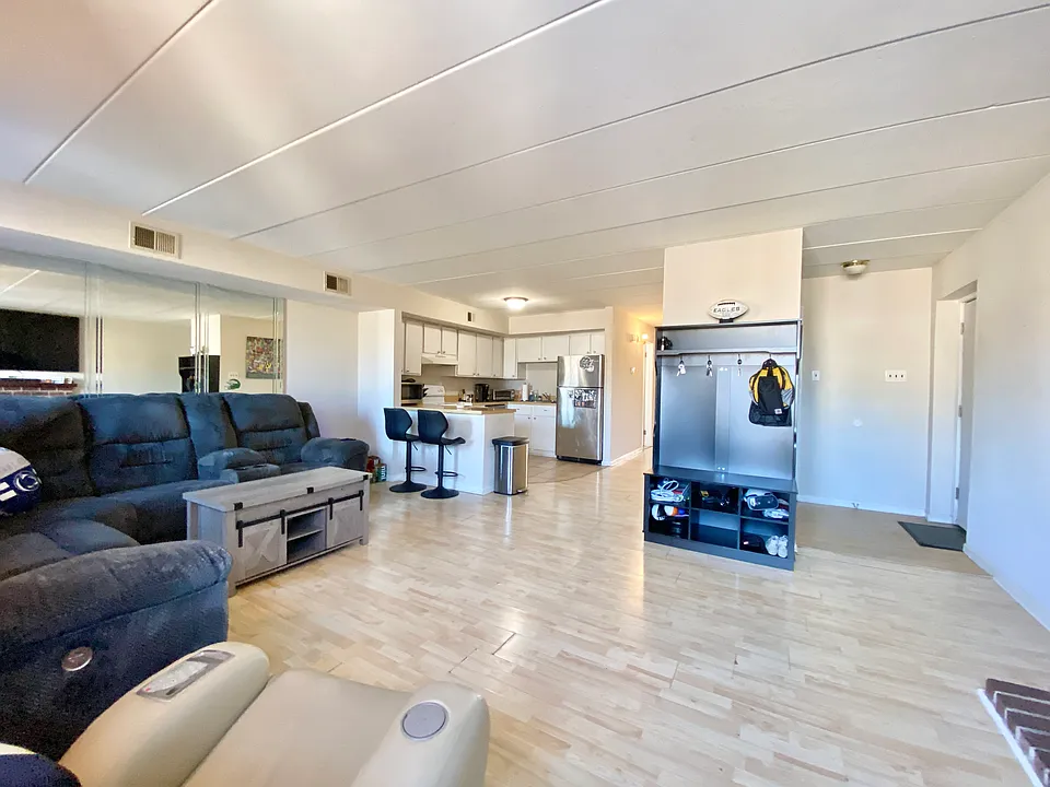 216 W Chester Pike #A