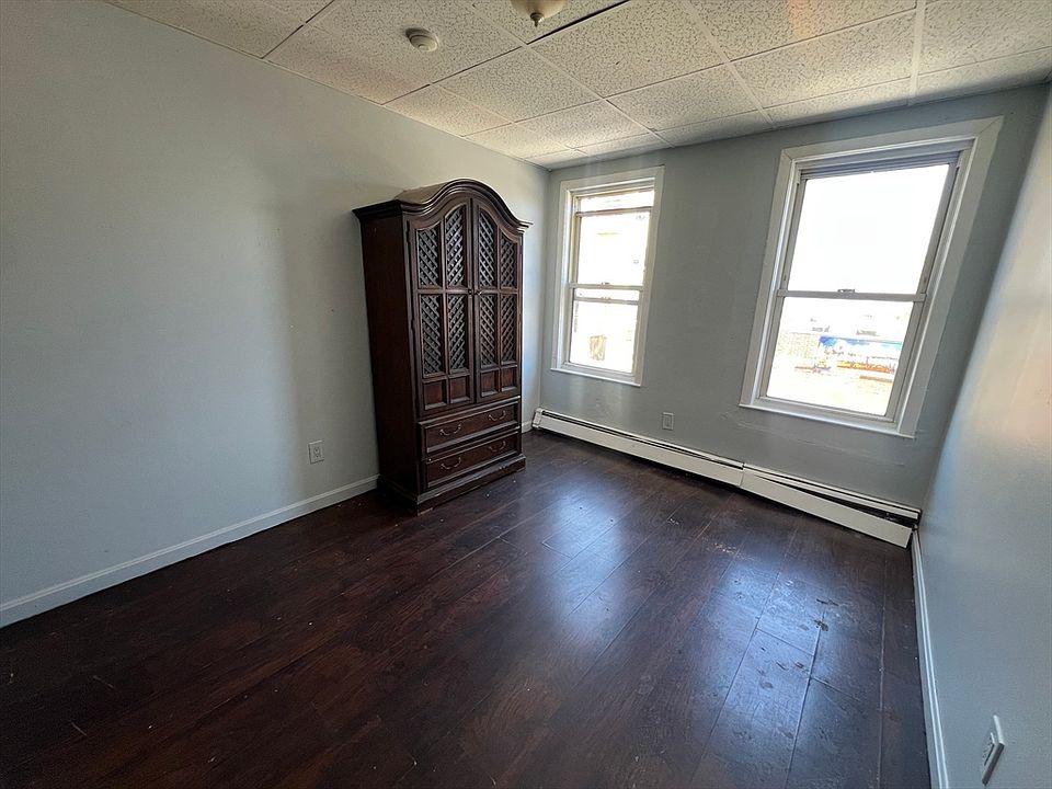 1st image of 890 Broadway #6