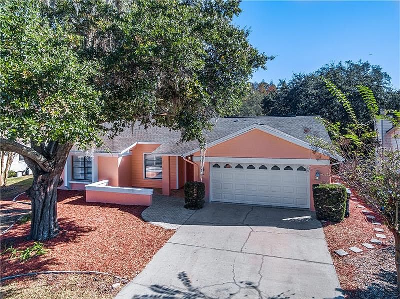 1st image of 4816 Centerbrook Ct