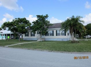 401 Plover Dr, Barefoot Bay, FL 32976