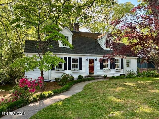 1st image of 601 Forest Heights Rd