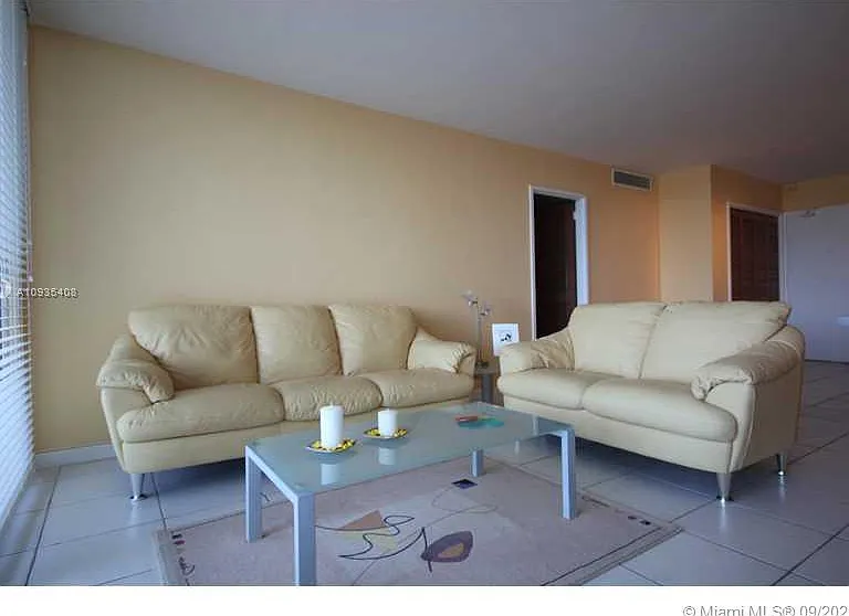 5161 Collins Ave #508 — Photo 5