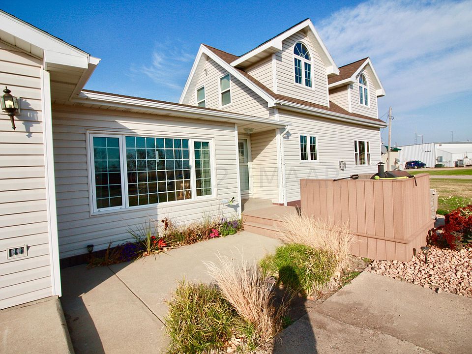 304 Main Ave, Colfax, ND 58018 Zillow