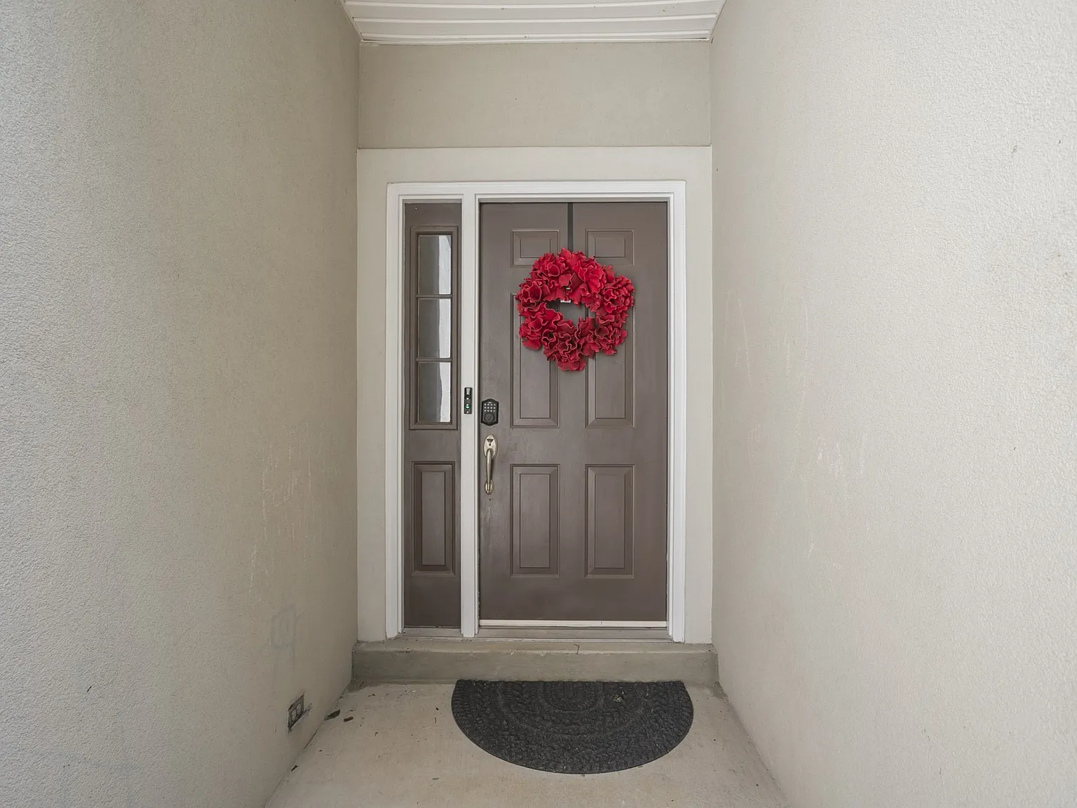 3 bed, 2004 sqft, $2,800 — Photo 4