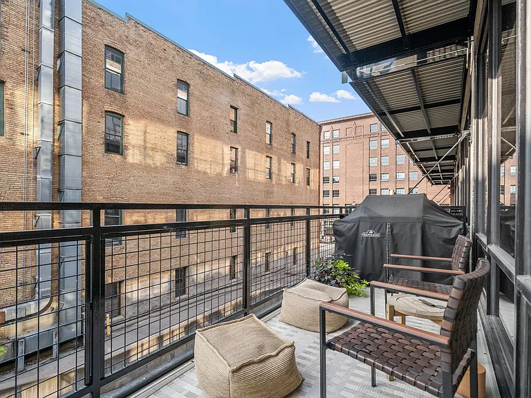 618 Washington Ave N #306 — Photo 11