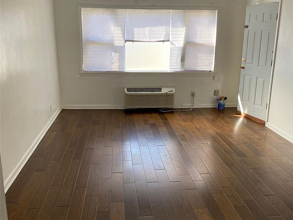 1st image of 423 E Broadway APT 1B