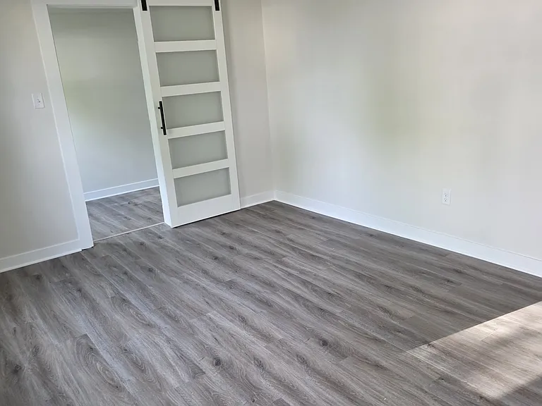 3402 Cliff Ave — Photo 5