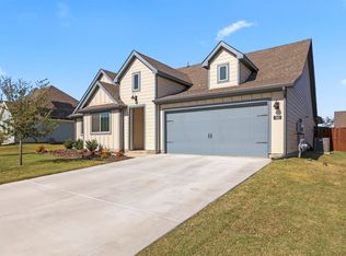 742 Buttercup Dr, Pilot Pt, TX 76258