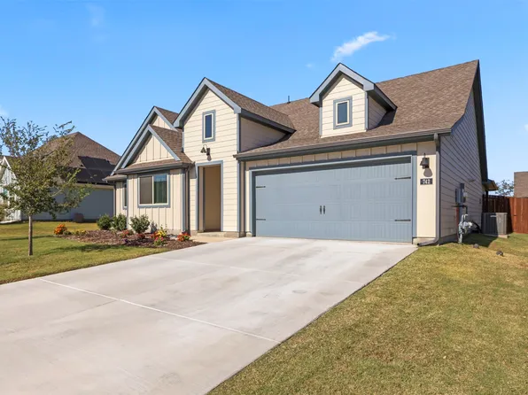 742 Buttercup Dr, Pilot Pt, TX 76258