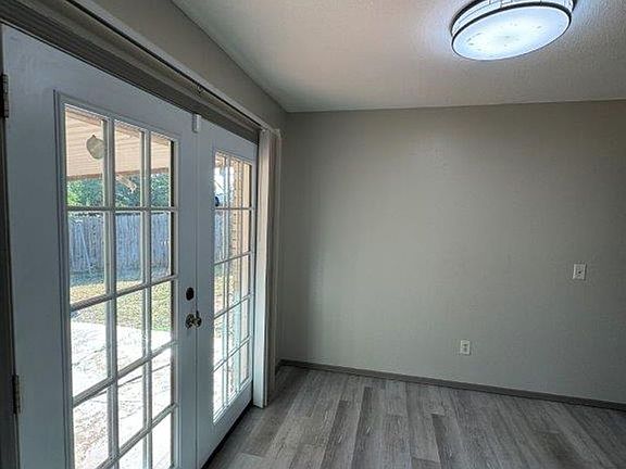 3rd image of 3109 Lazy Ln