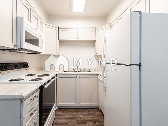 3rd image of 275 C St APT 11