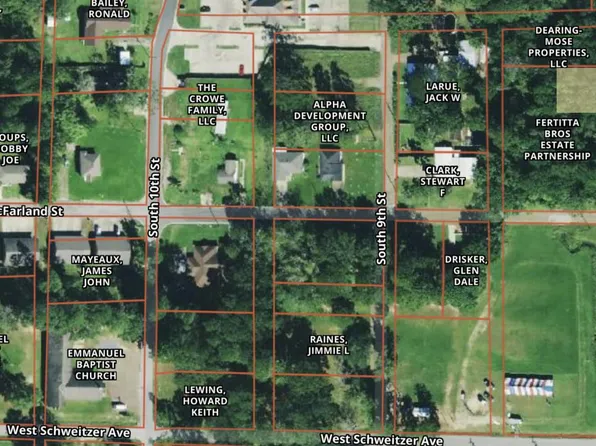 McFarland St, Leesville, LA 71446