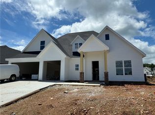 2725 Eris Ave, Lowell, AR 72745