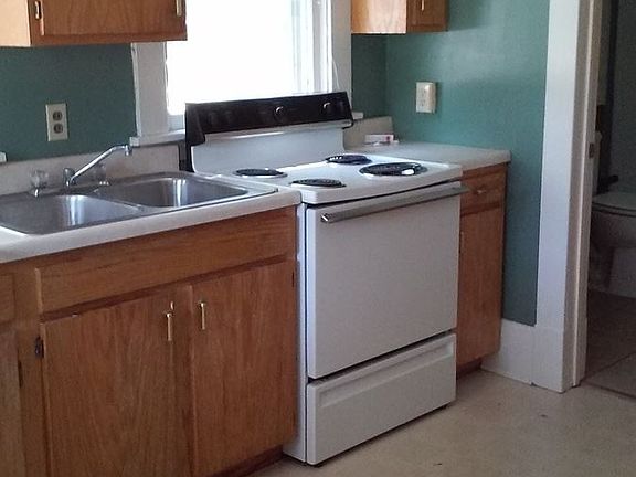 3rd image of 901 Leavenworth St