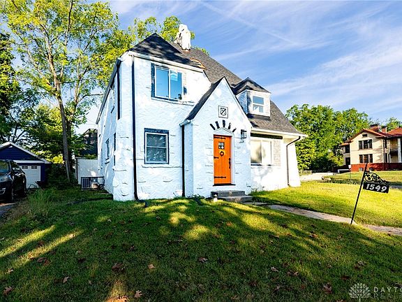 3rd image of 1549 Cory Dr