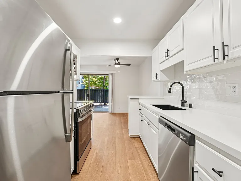 Summerwood Apartments — Photo 91