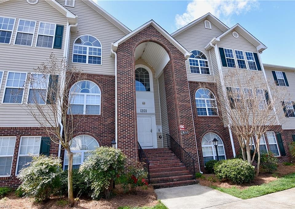 1st image of 634 Mill Pond Ct