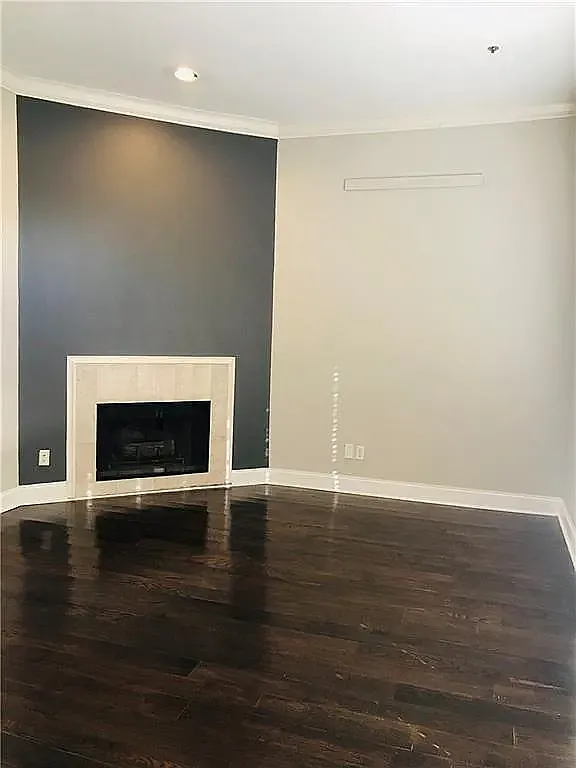 4334 Buena Vista St — Photo 1