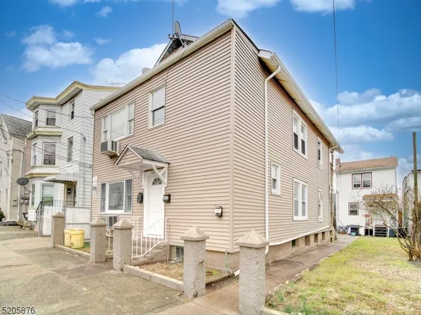 106 E 23Rd St, Paterson City, NJ 07514