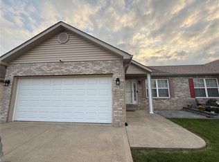 221 Alamosa Dr, Freeburg, IL 62243