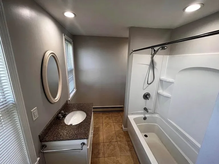 120 Summit St #2 — Photo 7
