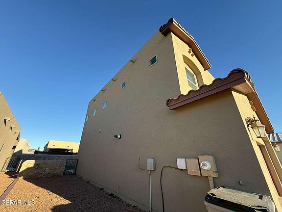 3rd image of 2132 Honour Point Pl