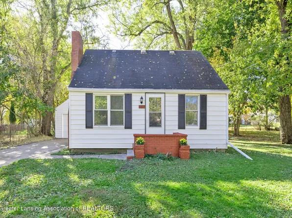 1221 Eaton Ct, Lansing, MI 48910