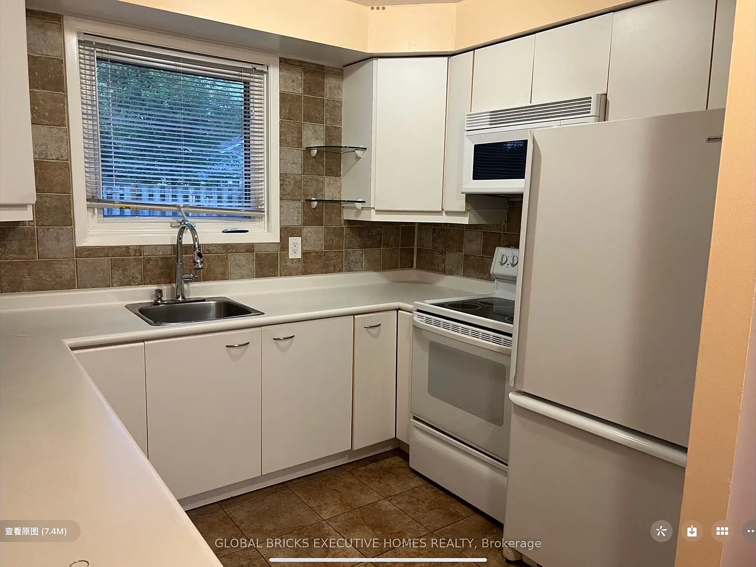 1 bed, $1,000 — Photo 2