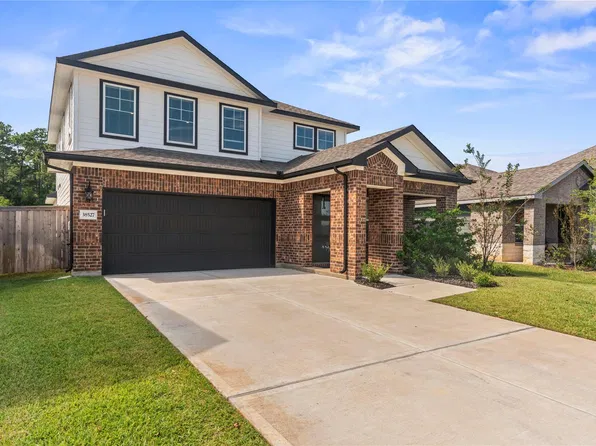 38527 Winding Meadows Dr, Magnolia, TX 77354