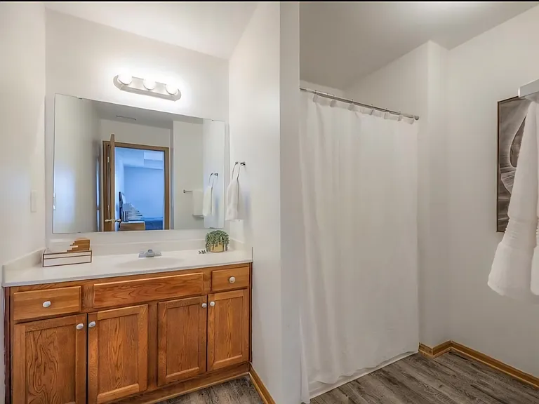10349 Sloan Ave — Photo 18