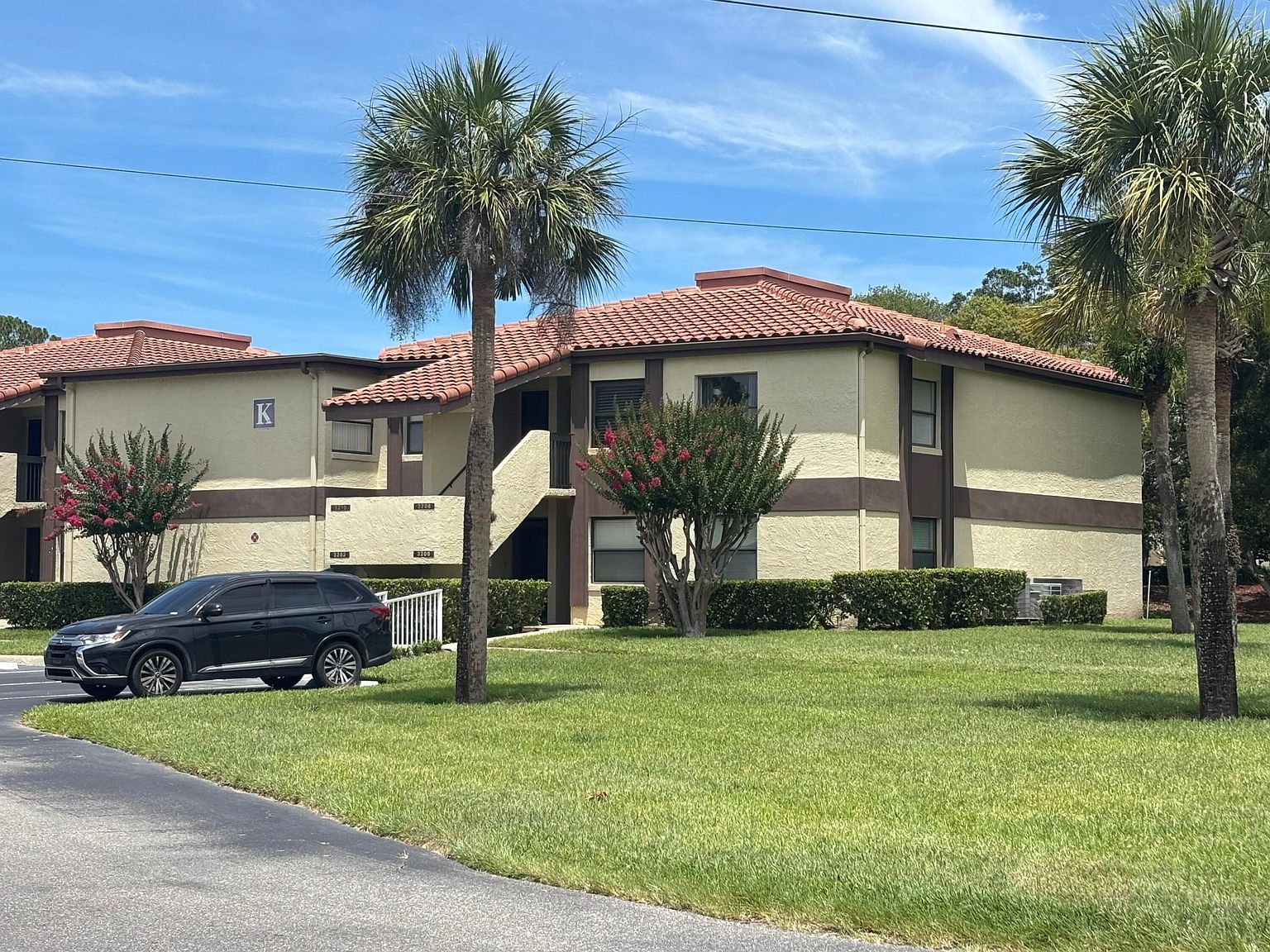 3211 Westridge Boulevard #202 — Ventura Country Club