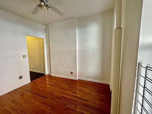 3rd image of 338 E 61st St #2