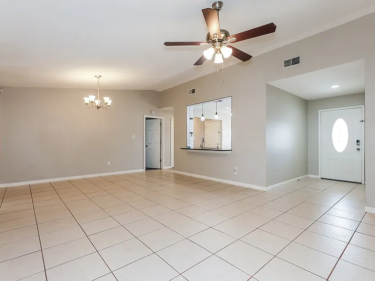 3039 Annadale Cir — Photo 3