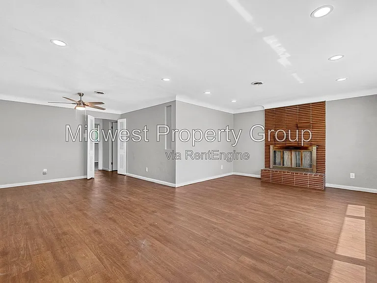2050 Goodale Ave — Photo 5