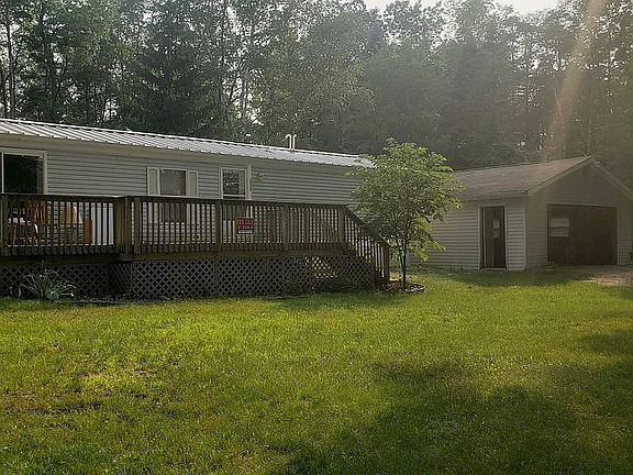3rd image of 5131 Pine Point Dr